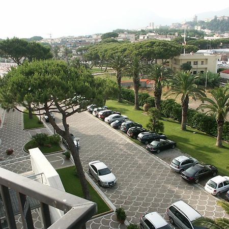 Grand Hotel L'Approdo Terracine Extérieur photo