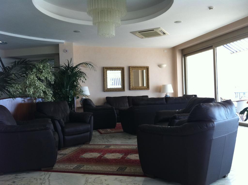 Grand Hotel L'Approdo Terracine Extérieur photo