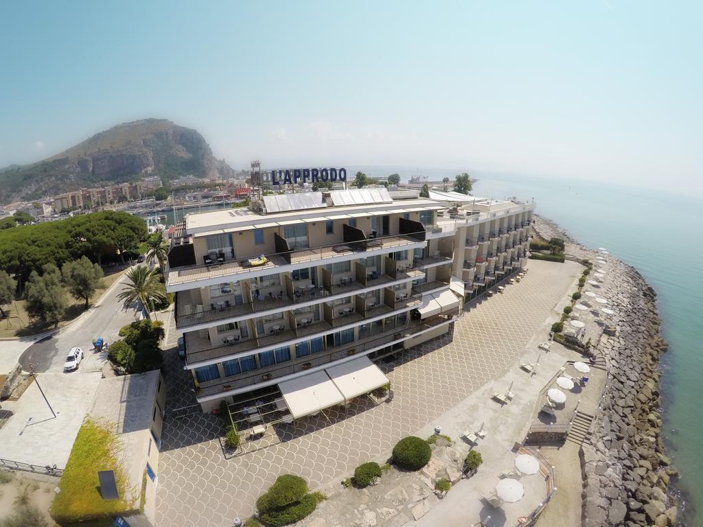 Grand Hotel L'Approdo Terracine Extérieur photo