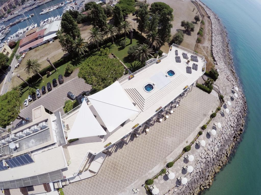 Grand Hotel L'Approdo Terracine Extérieur photo