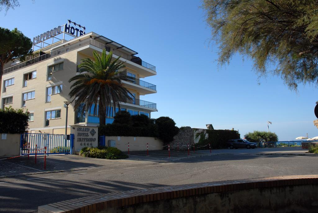 Grand Hotel L'Approdo Terracine Extérieur photo
