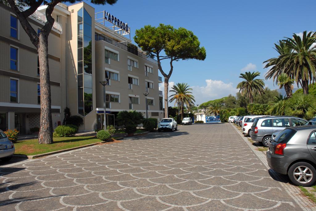 Grand Hotel L'Approdo Terracine Extérieur photo