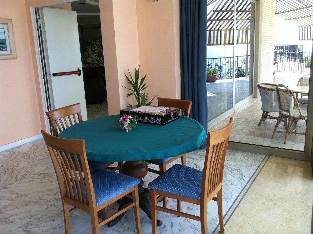 Grand Hotel L'Approdo Terracine Extérieur photo