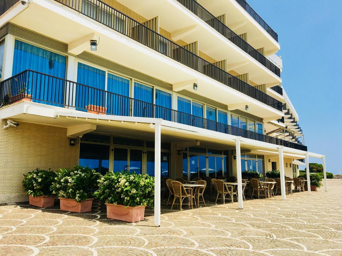 Grand Hotel L'Approdo Terracine Extérieur photo