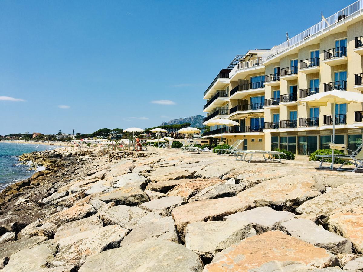 Grand Hotel L'Approdo Terracine Extérieur photo