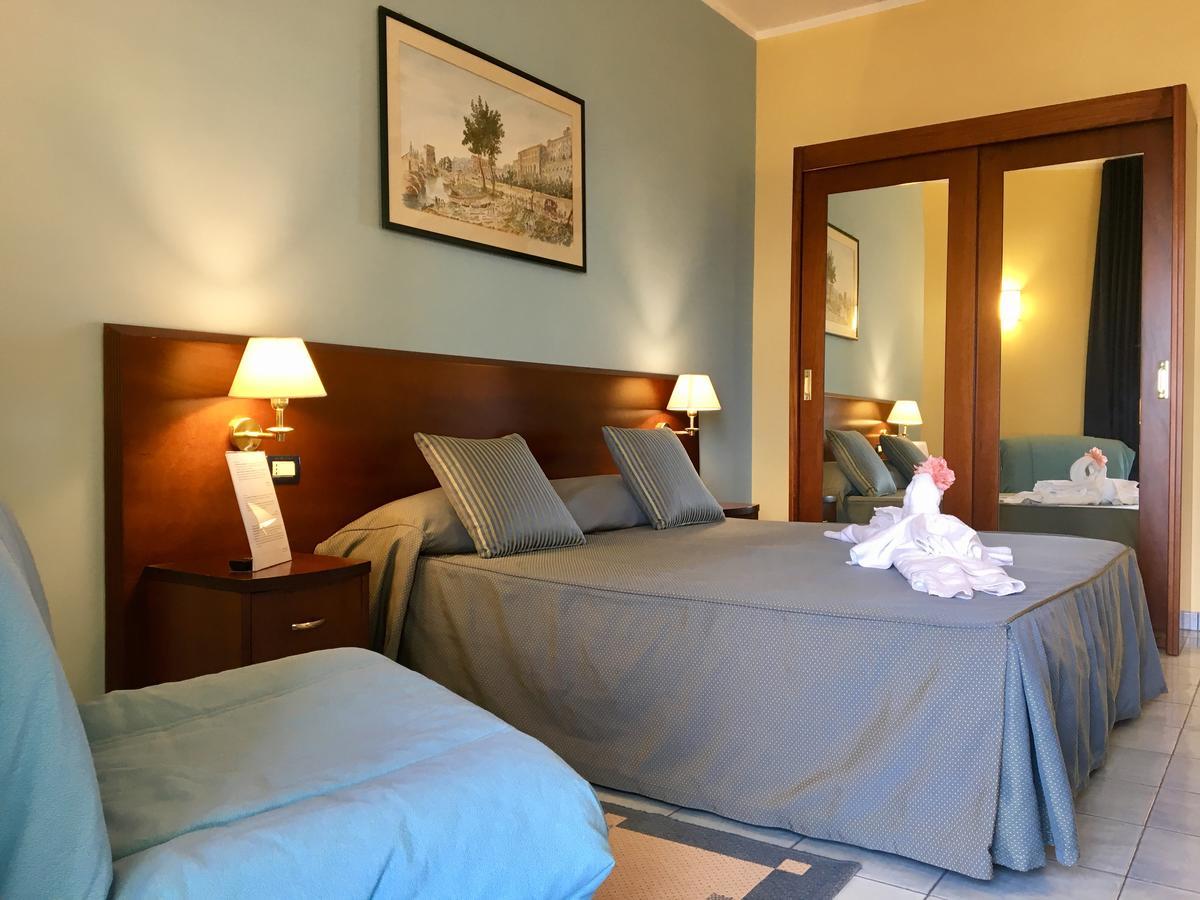 Grand Hotel L'Approdo Terracine Extérieur photo