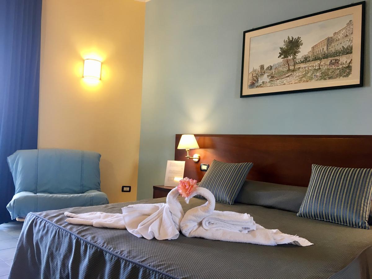 Grand Hotel L'Approdo Terracine Extérieur photo